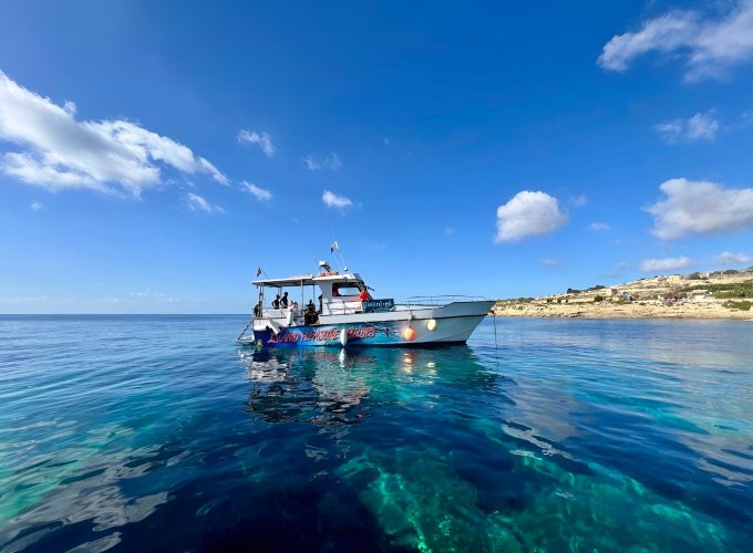 Private Boat Trip – Explore Malta, Comino, Blue Lagoon and Gozo – 4 Hrs – Boat Charter Malta #277